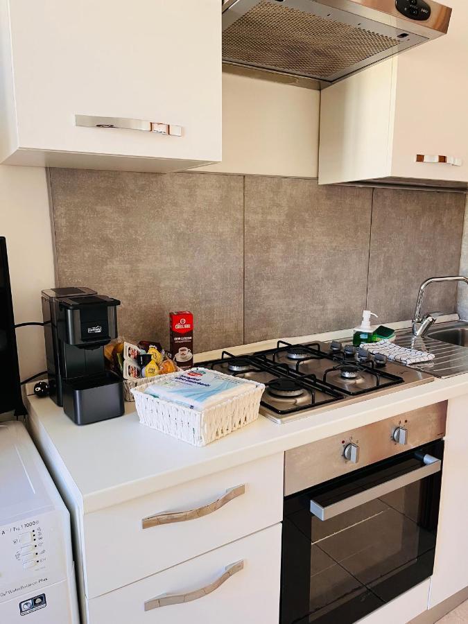 Mamo1 - Appartamento In Pieno Centro Citta Bari Ngoại thất bức ảnh