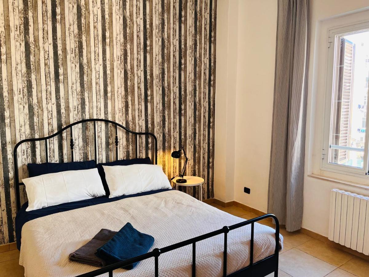 Mamo1 - Appartamento In Pieno Centro Citta Bari Ngoại thất bức ảnh