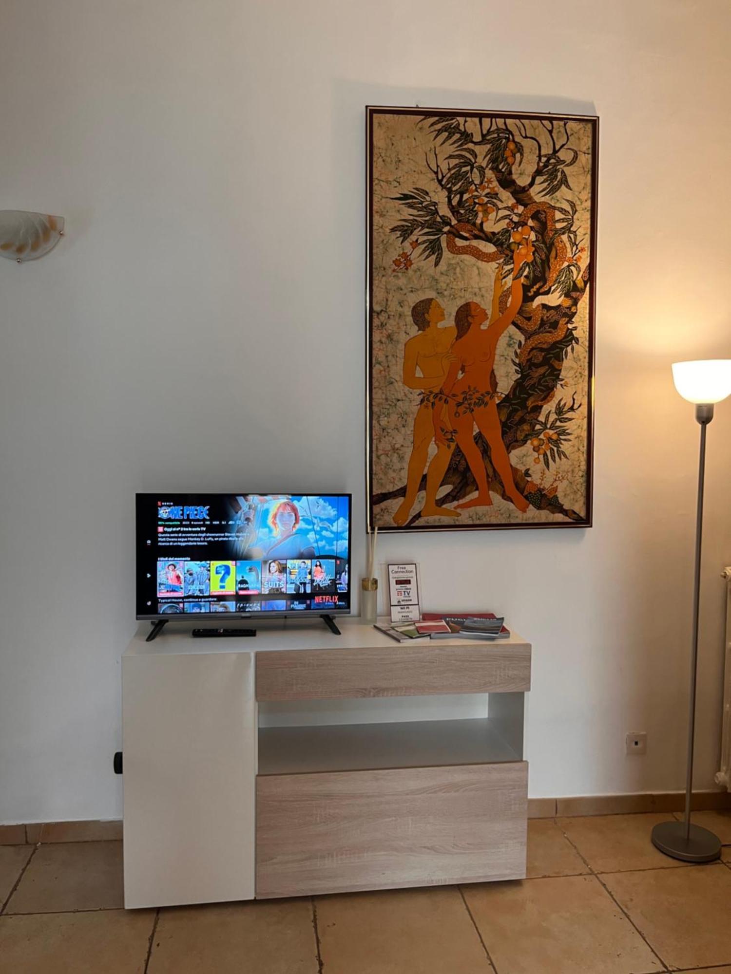 Mamo1 - Appartamento In Pieno Centro Citta Bari Ngoại thất bức ảnh
