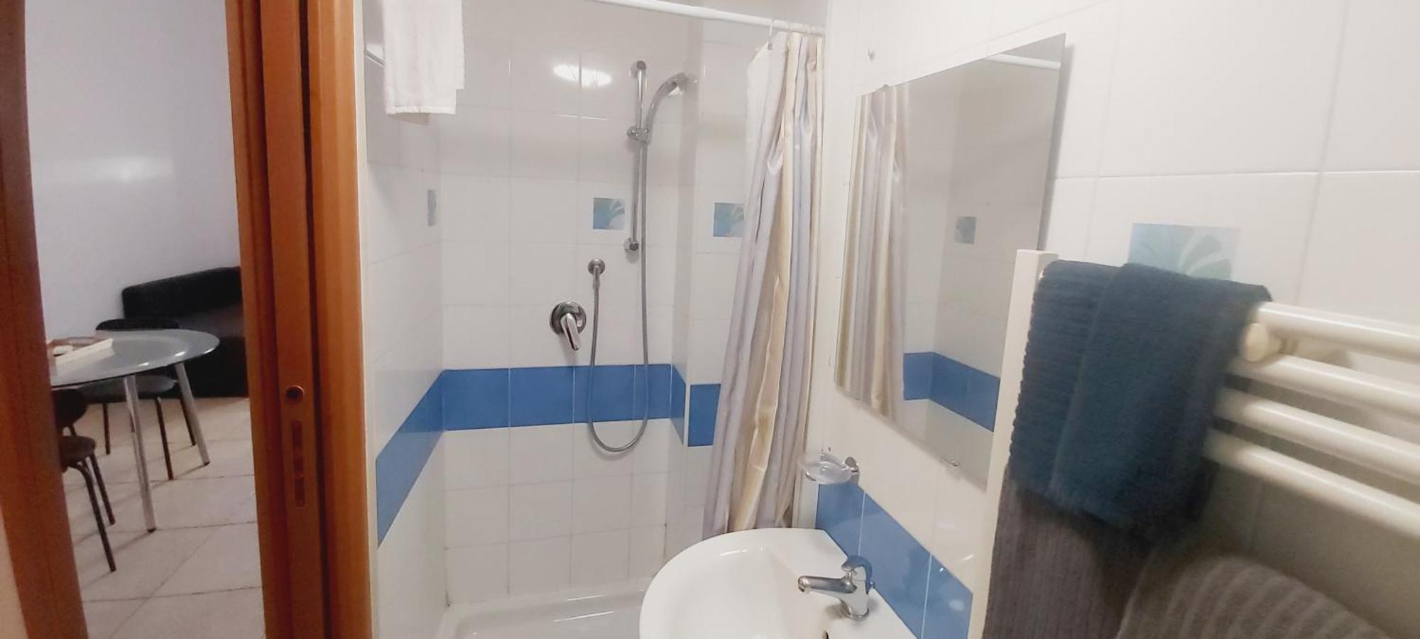 Mamo1 - Appartamento In Pieno Centro Citta Bari Ngoại thất bức ảnh